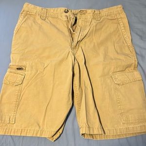 Eddie Bauer cargo shorts. Size 32.